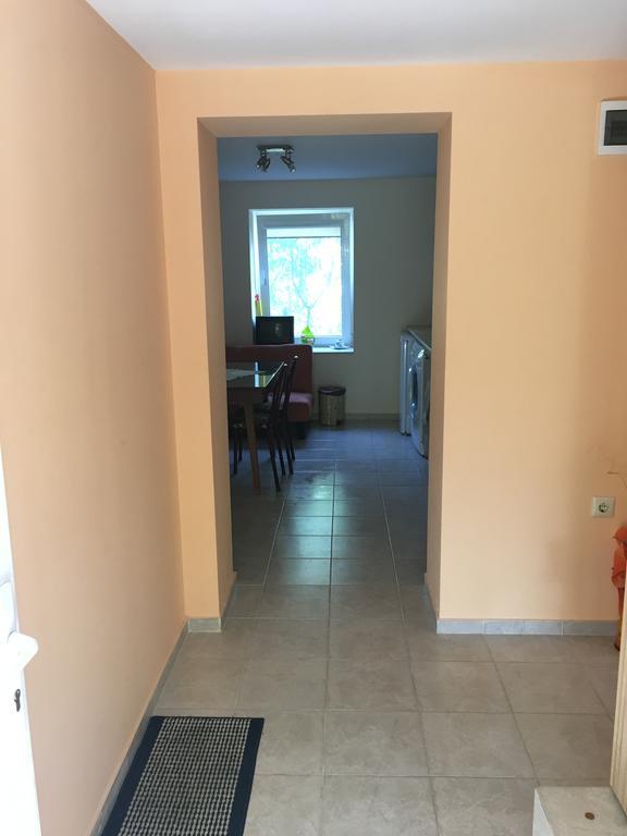 Guest House Nadezhda Hisarya Esterno foto